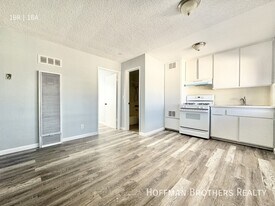 1425 Freeman Ave in Long Beach, CA - Building Photo