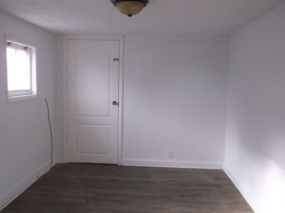 610 W Liberty St, Unit 1 in Rome, NY - Foto de edificio