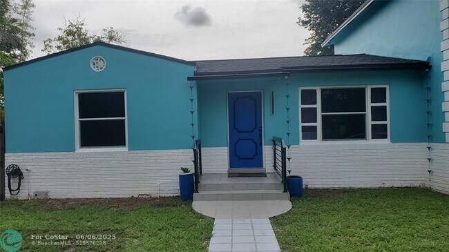 property at 1548 SW 28th Ave