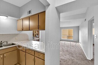 803 Oakland St in Denton, TX - Building Photo - Building Photo