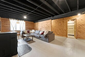 20 Rue Blais in Val-des-monts, QC - Building Photo - Building Photo