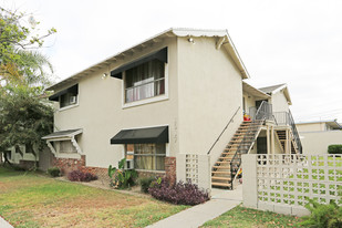 1012 S Tamarack Dr in Fullerton, CA - Building Photo