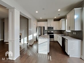 2149 Arnage Dr in Lithonia, GA - Building Photo - Building Photo