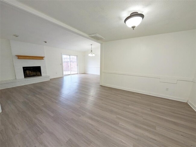 3301 Oakbrook Dr in Del City, OK - Building Photo - Building Photo