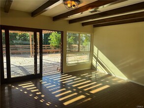 230 Cumberland Rd in Glendale, CA - Building Photo - Building Photo