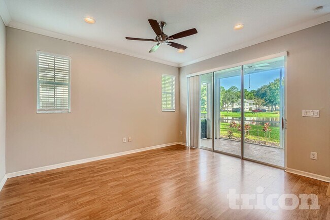 14038 Waterville Cir, Unit HH246 in Tampa, FL - Building Photo - Building Photo