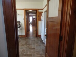 3466 N Downer Ave in Milwaukee, WI - Foto de edificio - Building Photo