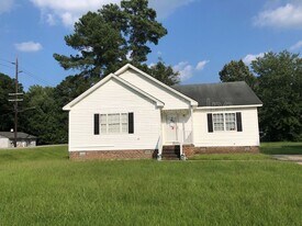 1101 Raccoon Branch Rd in Rocky Mount, NC - Building Photo