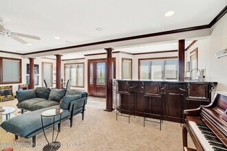 211 Ocean Ave N in Spring Lake, NJ - Building Photo - Building Photo