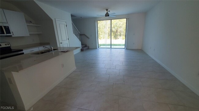 property at 14207 Oviedo Pl