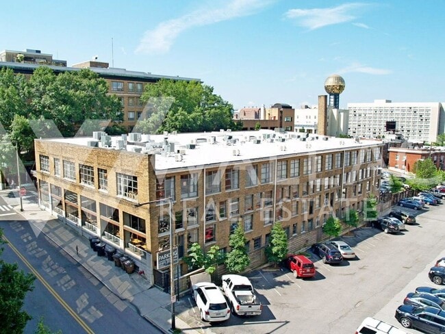 473 Walnut St in Knoxville, TN - Building Photo - Building Photo