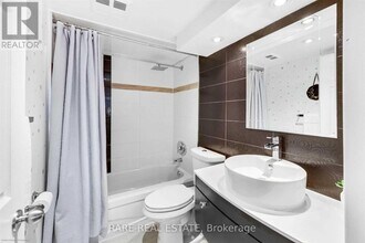 40 Scollard St in Toronto, ON - Building Photo - Building Photo