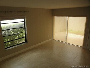 4708 SW 67th Ave in Miami, FL - Building Photo - Building Photo