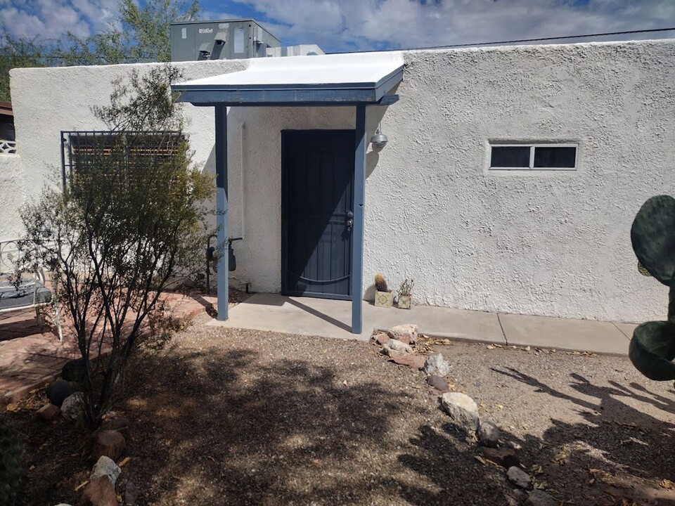 1071 E Seneca St in Tucson, AZ - Building Photo