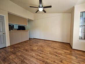 4803 Hamilton Wolfe in San Antonio, TX - Building Photo - Building Photo