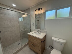 4923-4923 Gary St in San Diego, CA - Foto de edificio - Building Photo