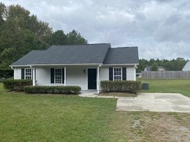 1401 Lizzie Mill Rd in Selma, NC - Building Photo