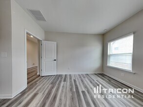 3433 Arabian Farm Ln in Dacula, GA - Foto de edificio - Building Photo