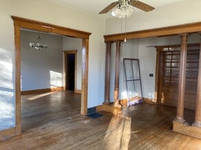 322 W 4th St in Hastings, NE - Building Photo - Building Photo