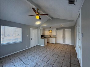 5916 Cherry Loop in Austin, TX - Building Photo - Building Photo