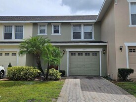 2051 Cypress Bay Blvd in Kissimmee, FL - Building Photo