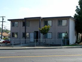 1100-1102 Alameda St Apartments