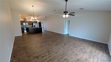 5333 W Customer Ct in Lecanto, FL - Building Photo - Building Photo