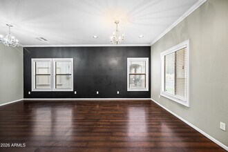 10923 W Elm St in Phoenix, AZ - Building Photo - Building Photo