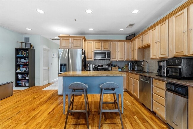 202 K St in Boston, MA - Building Photo - Building Photo