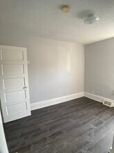 412 24th Ave NE in Minneapolis, MN - Building Photo - Building Photo