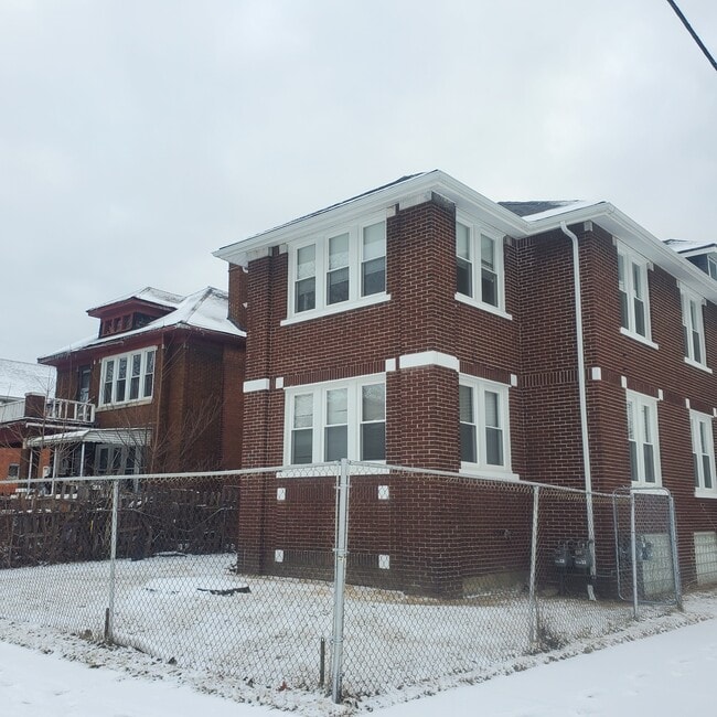 Ironwood Quadplex in Detroit, MI - Building Photo - Building Photo
