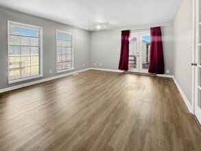 5955 E 36th St in Tulsa, OK - Building Photo - Building Photo