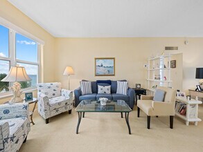 2921 S Ocean Blvd in Highland Beach, FL - Building Photo - Building Photo