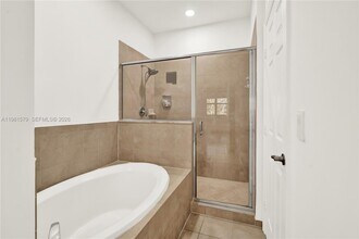 9243 SW 227th Terrace in Cutler Bay, FL - Building Photo - Building Photo