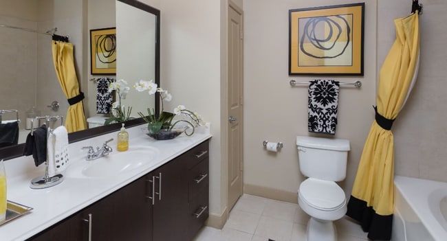 1210 Winrock Blvd in Houston, TX - Building Photo - Building Photo