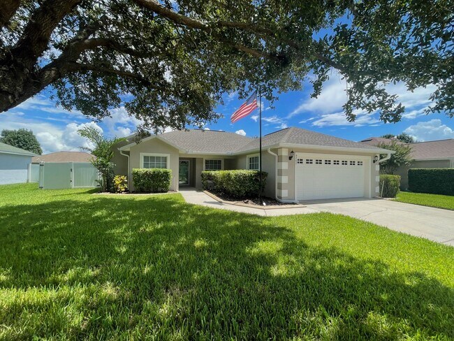 4207 Cinnamon Fern Ct in St. Cloud, FL - Foto de edificio - Building Photo