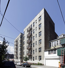 2675 Creston Ave in Bronx, NY - Building Photo - Primary Photo