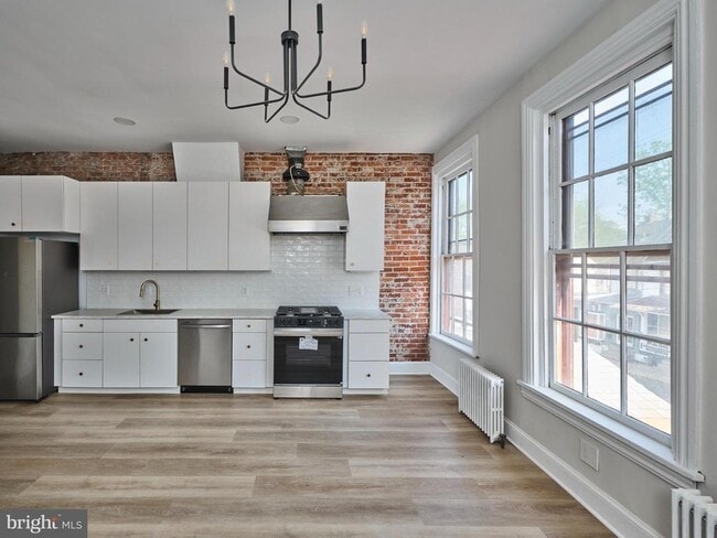 property at 20 W Bridge St