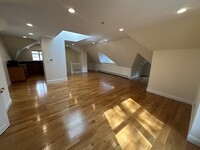 10 Selkirk Rd, Unit 1 in Boston, MA - Building Photo - Building Photo