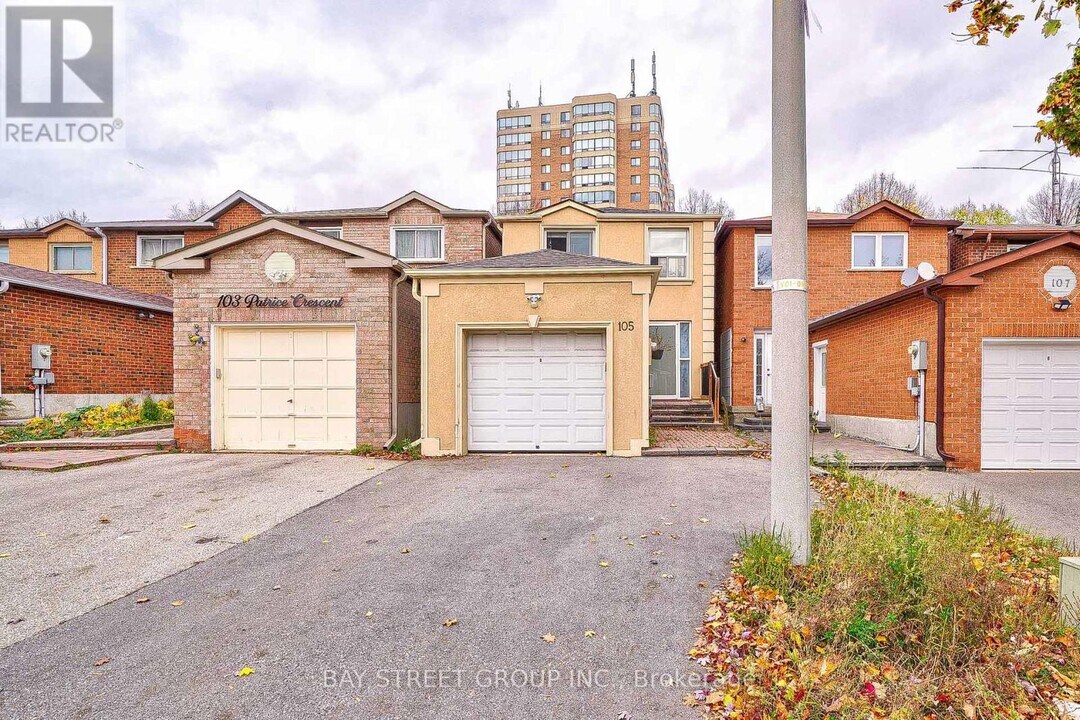 105 Patrice Crescent in Vaughan, ON - Building Photo