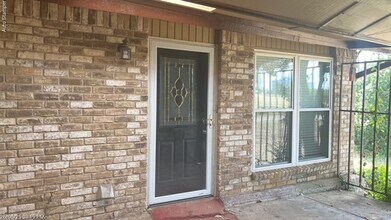 5700 Meadow Wood Ln in Fort Worth, TX - Building Photo - Building Photo