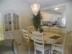 448 Gabriel Cir in Naples, FL - Building Photo - Building Photo