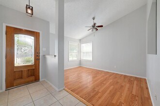 3605 Palomar Ln in Austin, TX - Building Photo - Building Photo