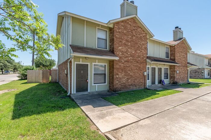 730 Bluebonnet Dr in Keller, TX - Building Photo