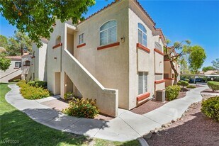 525 Indian Princess Dr in Las Vegas, NV - Building Photo