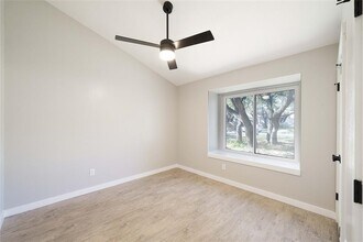 12807 Magnolia Mound Trail in Austin, TX - Building Photo - Building Photo
