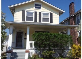 526 End Ave in Avon By The Sea, NJ - Building Photo