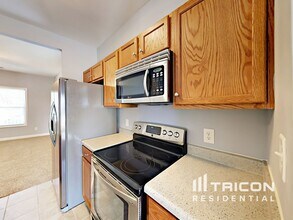 9671 Mendenhall View Dr in Huntersville, NC - Building Photo - Building Photo