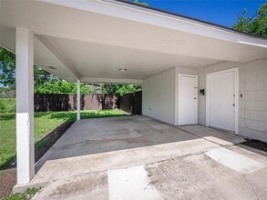 910 W Lamar Ave in Temple, TX - Building Photo - Building Photo