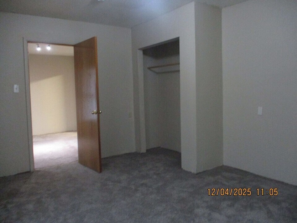 1116 E 1st St in Aberdeen, WA - Building Photo